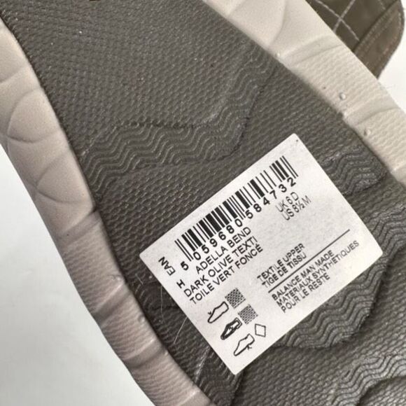 NIB Clarks Cloudsteppers Adella Bend Women's Ankle Bootie Dark Olive Size 8.5 - Picture 7 of 9